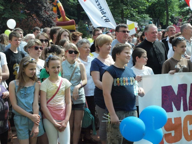 Przez Oświęcim szli dla życia i rodziny - cz. 2.