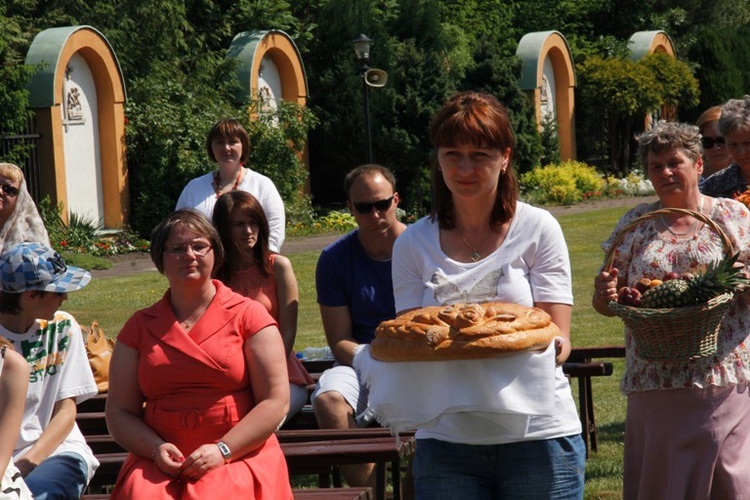 I Diecezjalna Pielgrzymka Kobiet - Eucharystia