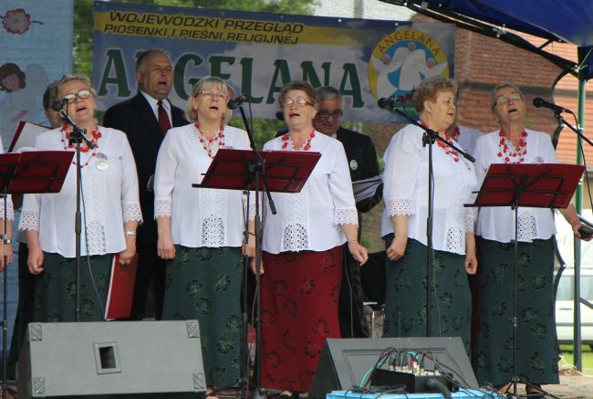 Przegląd Pieśni i Pisenki Religijnej "Angelana 2014"