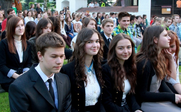 Młodzi w Łososinie Górnej