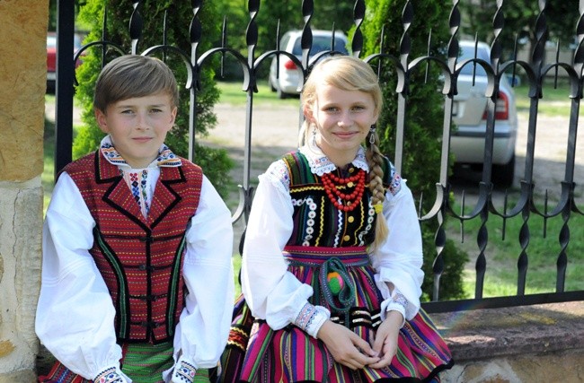 Opoczyńskie Dni Rodziny rozpoczął Festiwal Pieśni Maryjnej w Mroczkowie Gościnnym