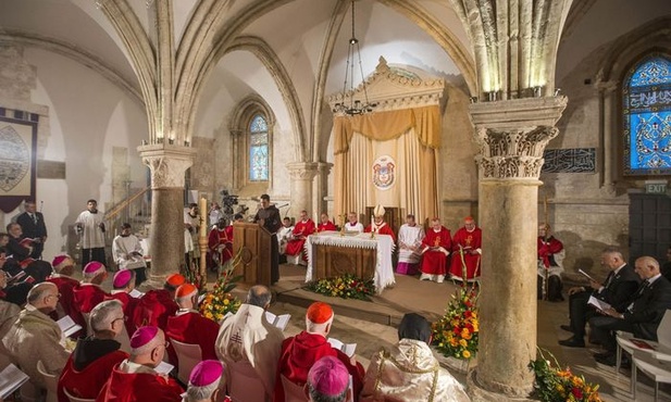 Franciszek w Wieczerniku jak Jan Paweł II