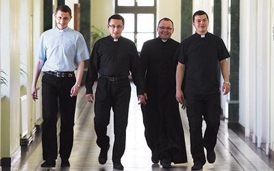  Formacja duchowa i studia w seminarium duchownym trwają sześć lat. Tymi korytarzami kandydaci do kapłaństwa chodzą w Lublinie od 300 lat  
