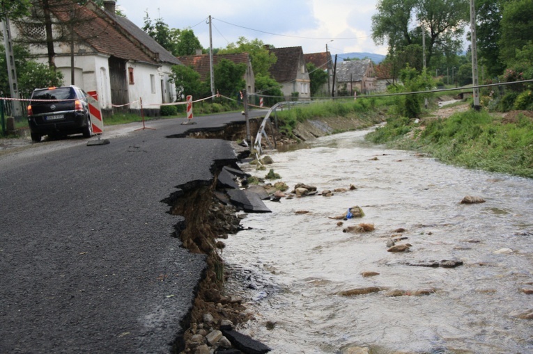 Po powodzi w Głuchołazach i okolicy