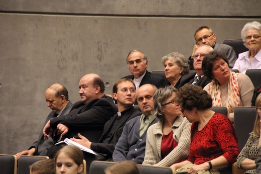 Spotkanie z ks. Jerzym Szymikiem