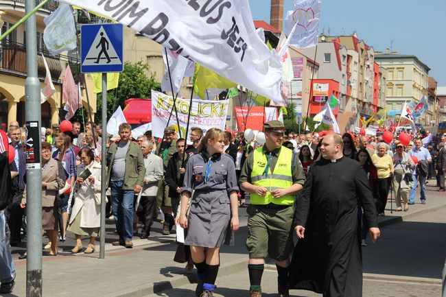 Marsz dla Życia i Rodziny w Koszalinie (2)