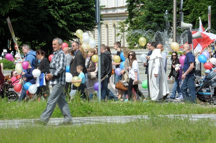 Marsz dla życia i rodziny w Świdnicy