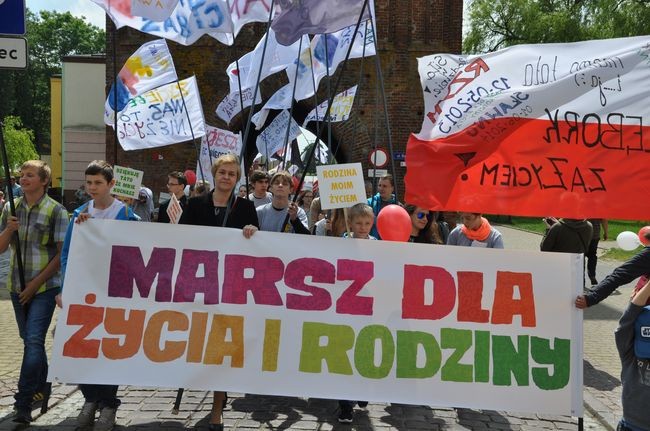 Marsz dla Życia i Rodziny w Sławnie