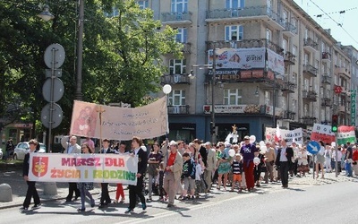 Marsz dla zycia i rodziny w Gdyni