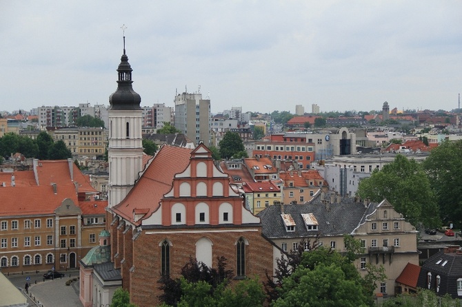 Wieża Piastowska i panorama Opola