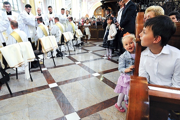  Tak zostaje się księdzem. A to budzi wielką ciekawość