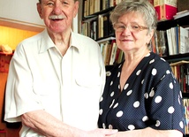  Mirosława i Tadeusz Marcinkowscy są od 57 lat małżeństwem. Mają dwójkę dzieci i troje wnucząt