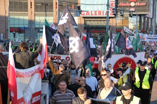 Manifestacja solidarności ze skazanymi za przerwanie wykładu prof. Zygmunta Baumana