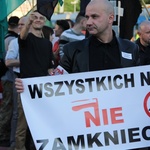 Manifestacja solidarności ze skazanymi za przerwanie wykładu prof. Zygmunta Baumana