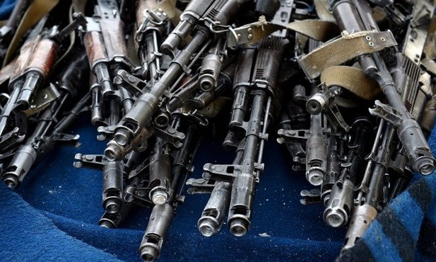 Ukraina: Lotnictwo zniszczyło bazy separatystów