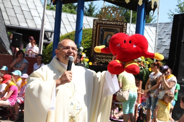 Pięć tysięcy uśmiechów