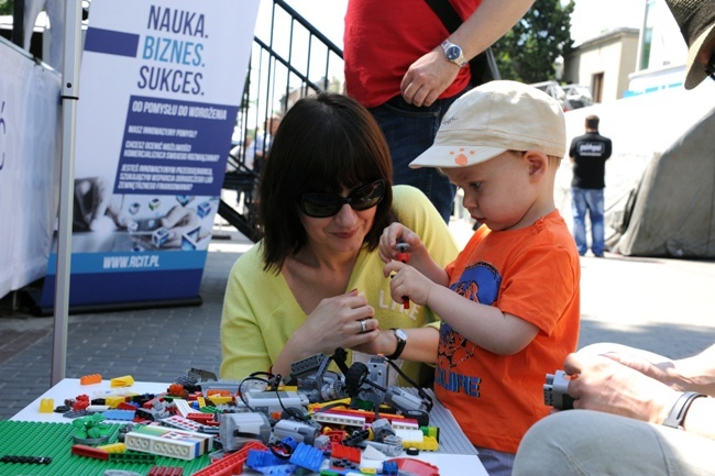 W Radomiu odbył się piknik naukowy