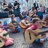 W trakcie festynu ponad 21 gitarzystów ustanowiło nowy rekord, równocześnie grając „Marsza Tureckiego”