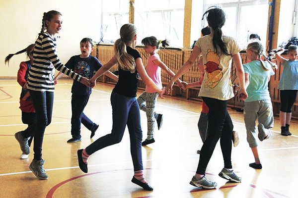   Treningi są bardzo forsowne i nikogo się na nich nie oszczędza 