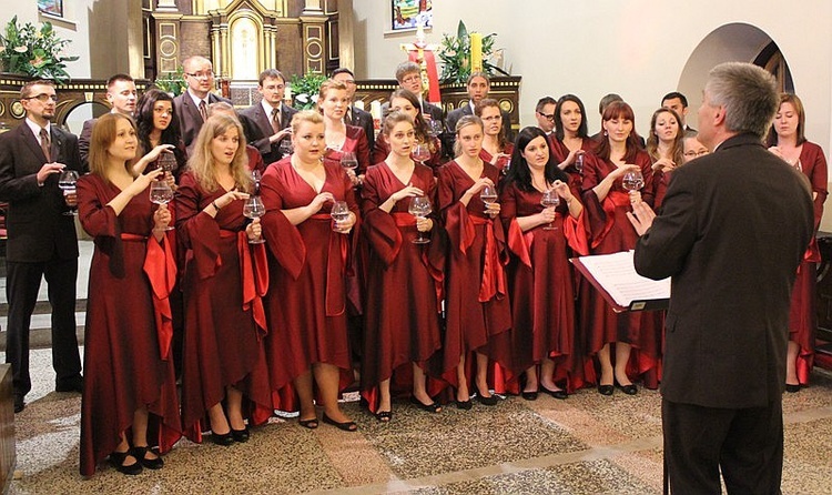 Koncert i ciastka dla budowy hospicjum