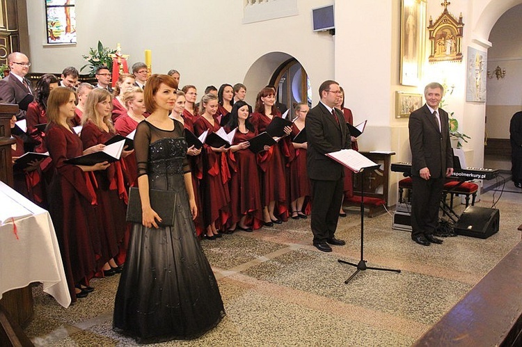 Koncert i ciastka dla budowy hospicjum