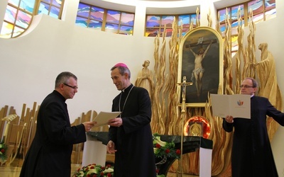 Nominacje wręczał bp S. Salaterski 