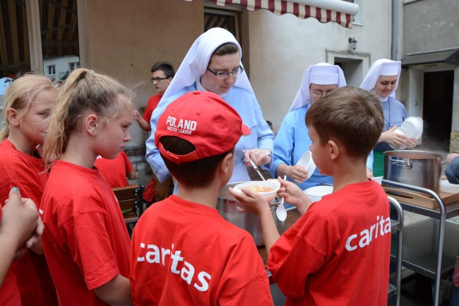 Szkolne Koła Caritas w Porębie