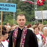  Ks. Jarosław Tomaszewski pracował jako wikariusz m.in. w Glinojecku, Płocku i Płońsku. Przez kilka lat był przewodnikiem Pieszej Pielgrzymki z Płocka na Jasną Górę. Od 16 czerwca rozpoczął pracę jako misjonarz w Urugwaju