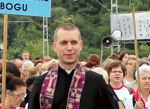  Ks. Jarosław Tomaszewski pracował jako wikariusz m.in. w Glinojecku, Płocku i Płońsku. Przez kilka lat był przewodnikiem Pieszej Pielgrzymki z Płocka na Jasną Górę. Od 16 czerwca rozpoczął pracę jako misjonarz w Urugwaju