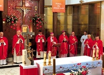 Eucharystii przewodniczył nuncjusz apostolski w Polsce abp Celestino Migliore