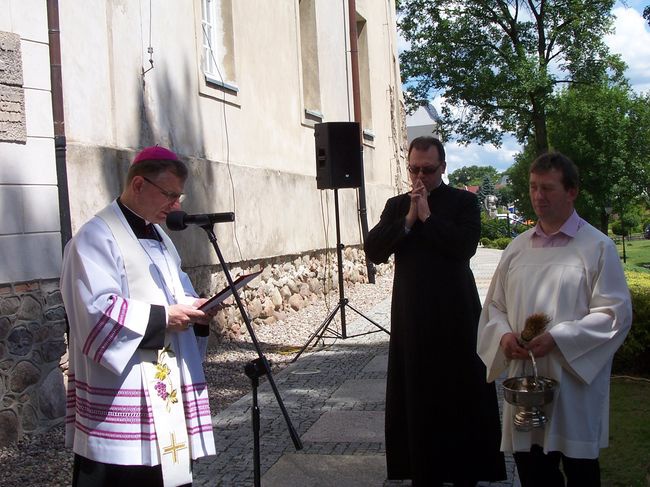 Tablica Wojtyły w Świdwinie