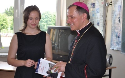 Abp Mokrzycki w Wieczfni Kościelnej