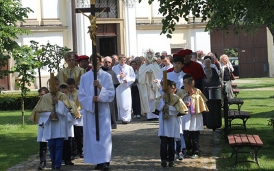 U Niewiasty Eucharystii