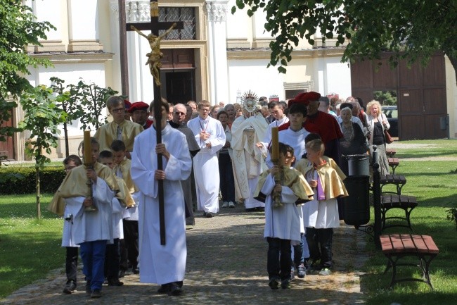 U Niewiasty Eucharystii