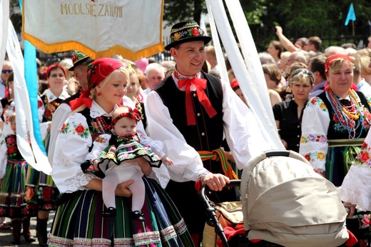 Procesja Bożego Ciała w Łowiczu - cz. 1