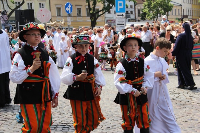 Procesja Bożego Ciała w Łowiczu - cz. 2