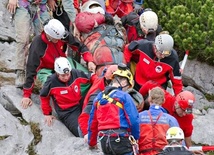 Uratowany po 12 dniach pod ziemią