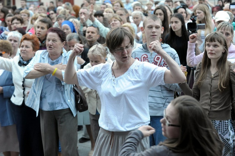 Koncert uwielbienia - po adoracji