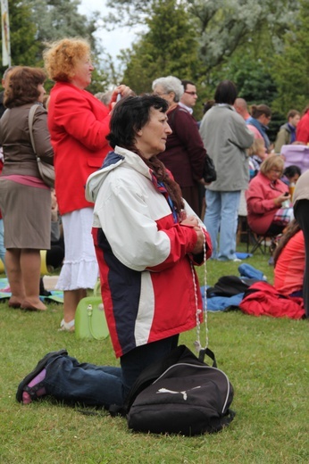 25. lecie koronacji obrazu Matki Bożej Cierpliwie Słuchającej - część I