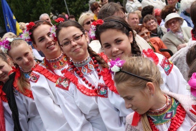 25. lecie koronacji obrazu Matki Bożej Cierpliwie Słuchającej - cześć II