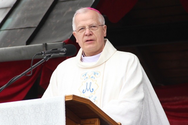 25. lecie koronacji obrazu Matki Bożej Cierpliwie Słuchającej - Msza (cześć II)