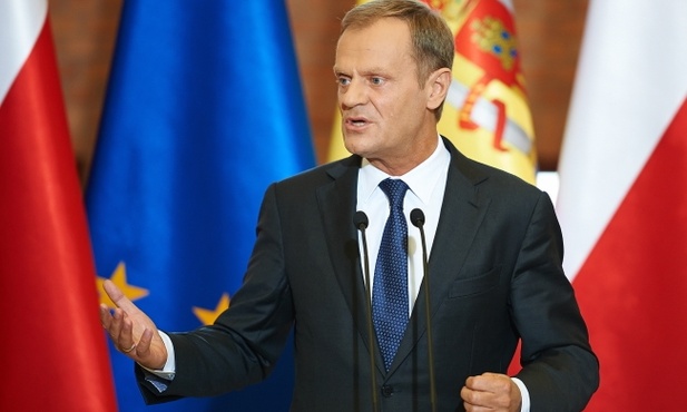 Tusk: To próba destabilizacji państwa