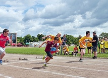  Konkurencje sportowe odbywały się na miejscowym stadionie