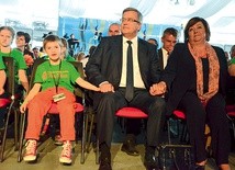 Bronisław Komorowski uważa,  że rodziny powinny mieć niższe podatki