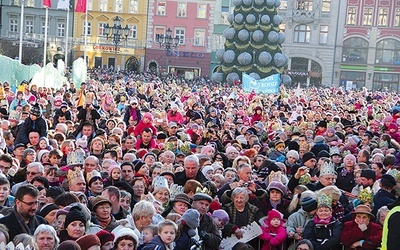  Frekwencja podczas tegorocznego Orszaku Trzech Króli we Wrocławiu  była ogromnym zaskoczeniem