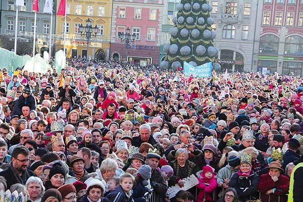  Frekwencja podczas tegorocznego Orszaku Trzech Króli we Wrocławiu  była ogromnym zaskoczeniem