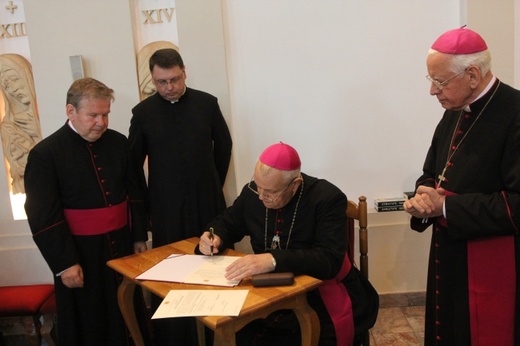 Bp Zbigniew formalnie ordynariuszem