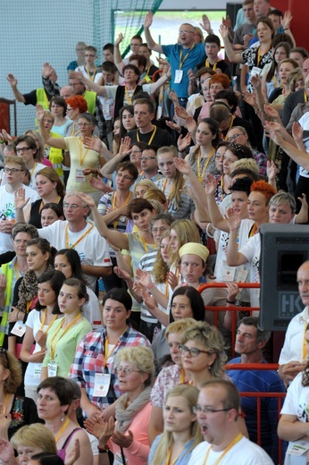 Młodzież - początek Mszy