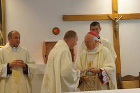 Podczas uroczystej Eucharystii bp Andrzej F. Dziuba erygował nową parafię, której proboszczem ustanowił ks. Rafała Babickiego