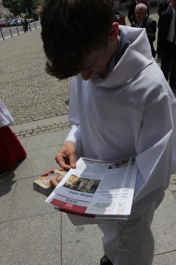 Gazeta dla tysiąca szczęśliwców